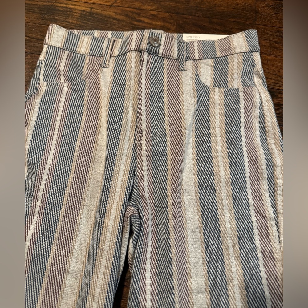 American Eagle Skinny knit Crop 25/0 blue/red/cream